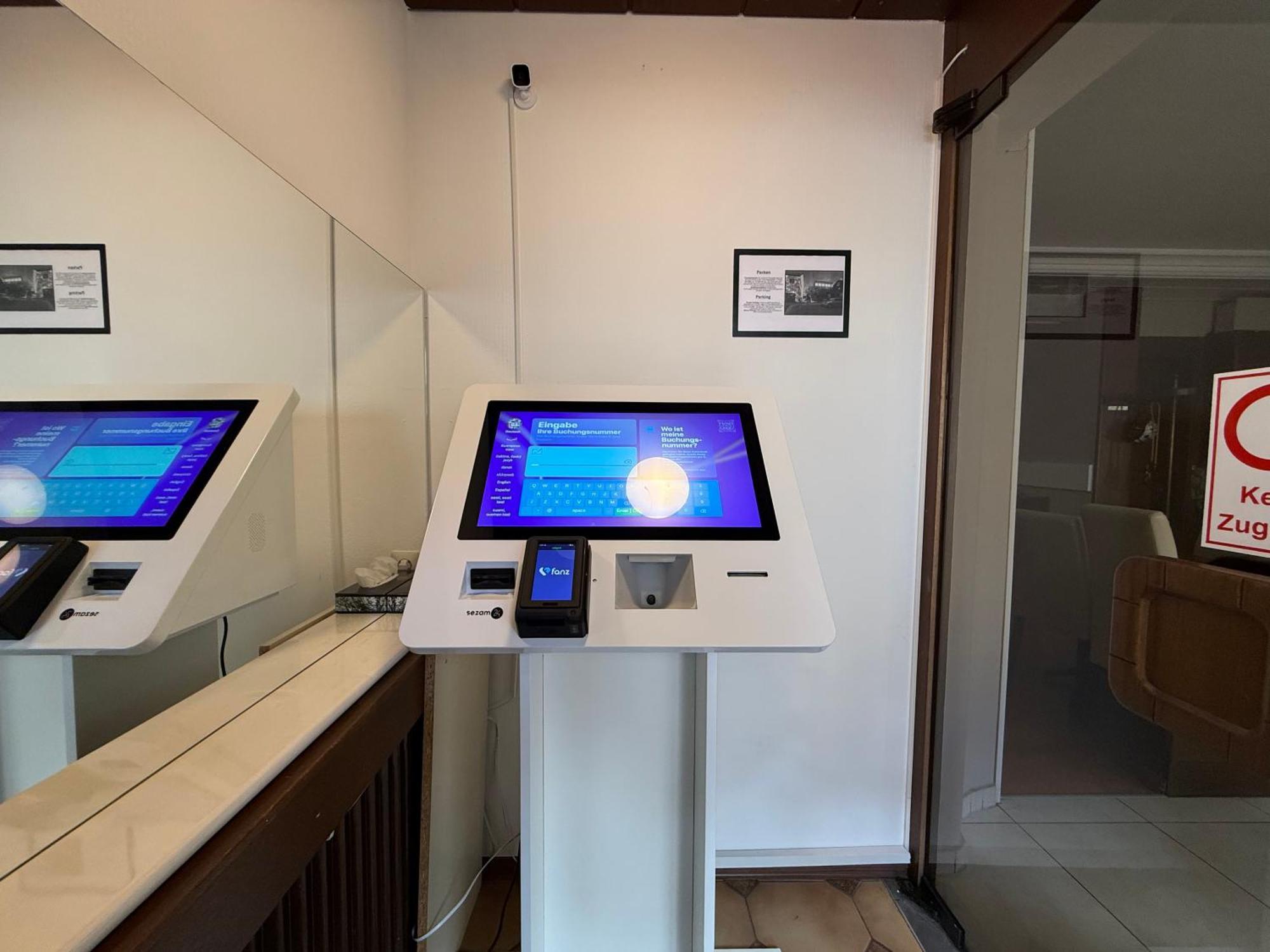 Hotel Hafner - Self Check-In Stuttgart Exterior foto